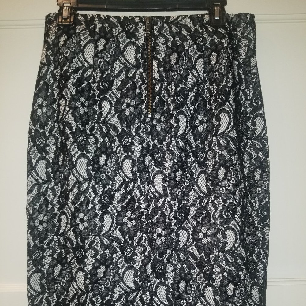 Worthington Lined Pencil Lace Skirt Size 8